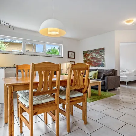 Haus 44 * Röbel